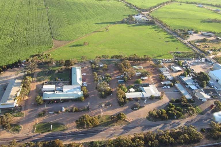 Gawler Ranges Motel & Caravan Park, 7280 Eyre Highway, Wudinna, SA