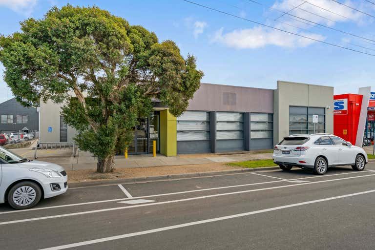 Centrelink, 6062 Macleod Street, Bairnsdale, VIC 3875 Office For