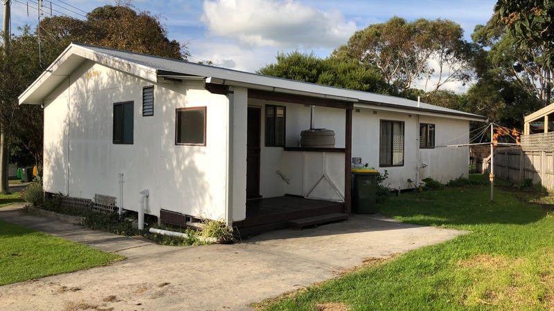 15 John Street Inverloch Vic 3996 15 John Street Inverloch Vic 3996