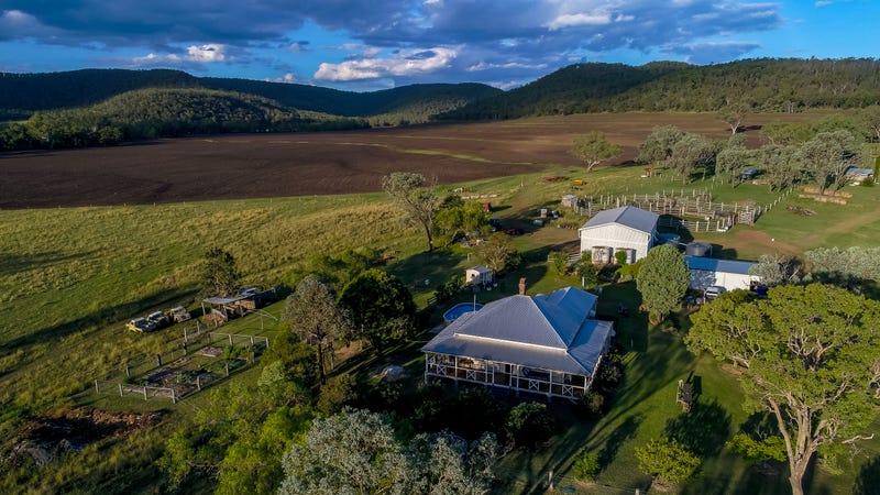 1113 Pilton Valley Road, Upper Pilton, Qld 4361