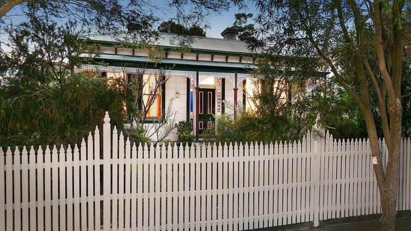 10 John Street Elwood Vic 3184 10 John Street Elwood Vic 3184