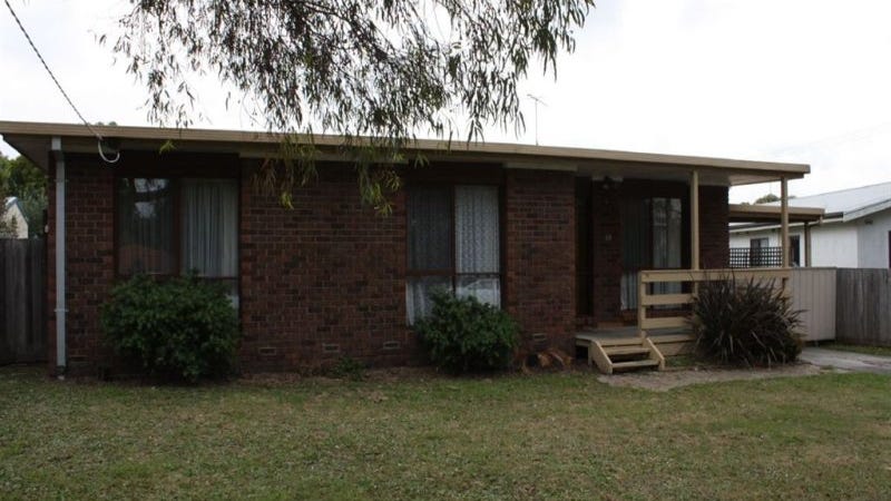 13 John Street Inverloch Vic 3996 13 John Street Inverloch Vic 3996