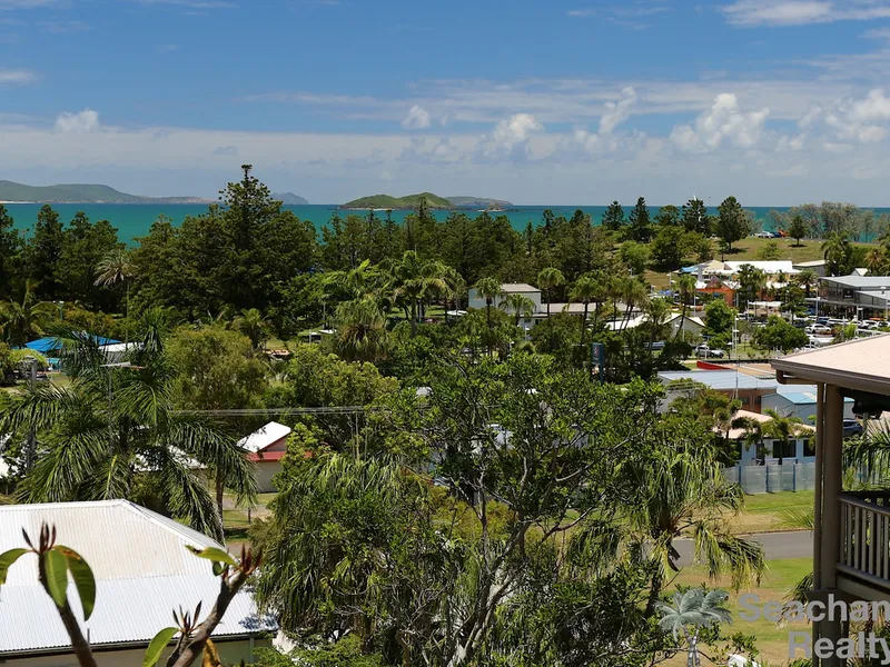 Fantastic Ocean and Island Views!!!