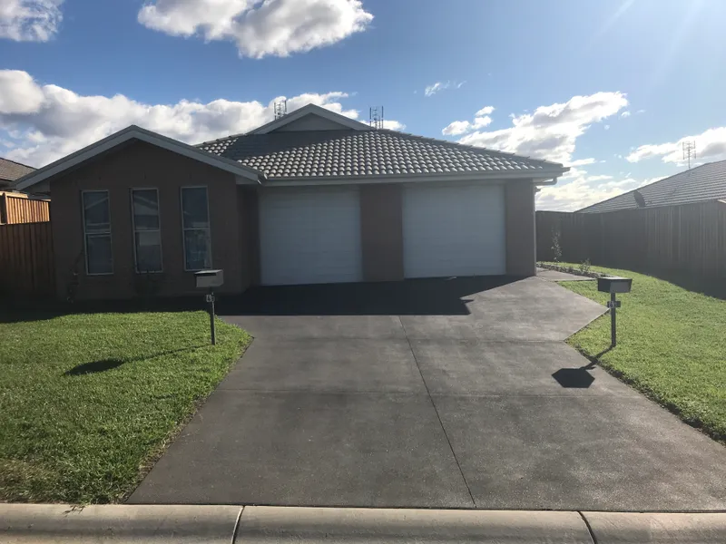 Open Plan Living.. Covered Outdoor Area.. Fenced Yard