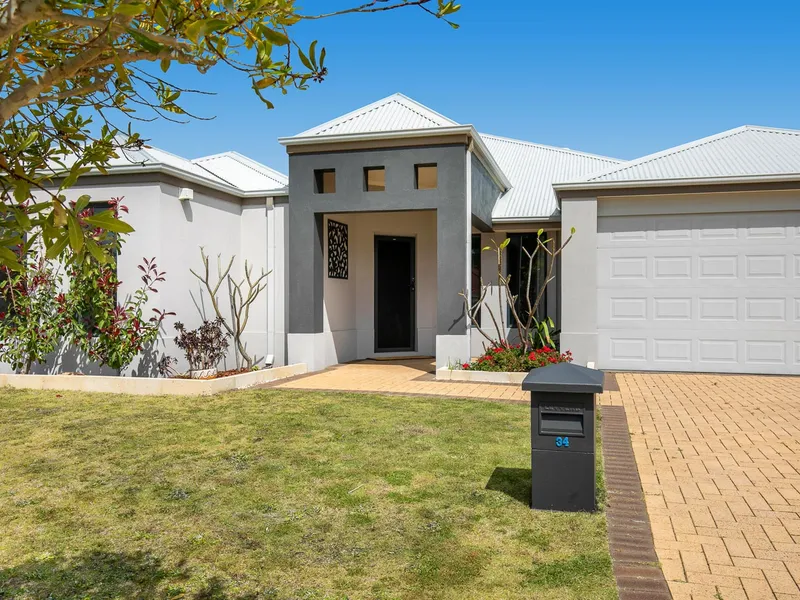 BE QUICK! LARGE FAMILY HOME READY TO GO!