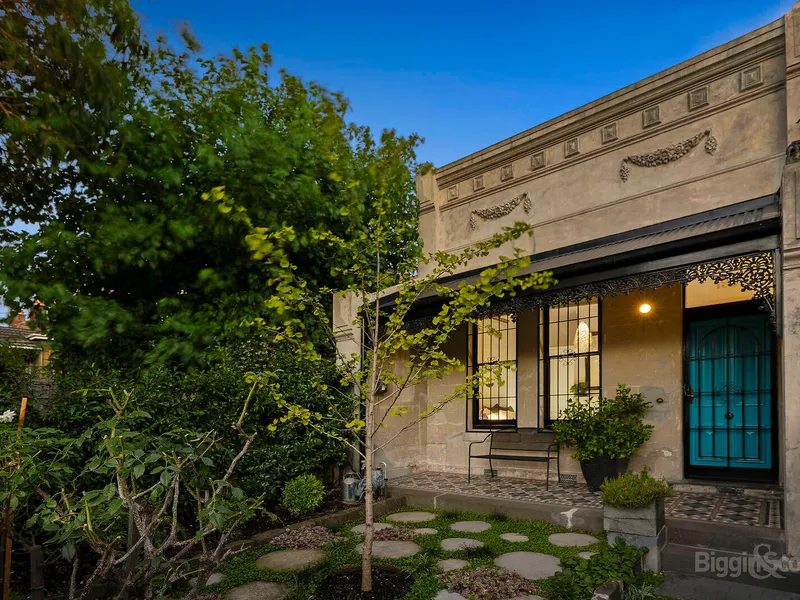 EXCEPTIONAL TERRACE WITH EXCLUSIVE ADDRESS