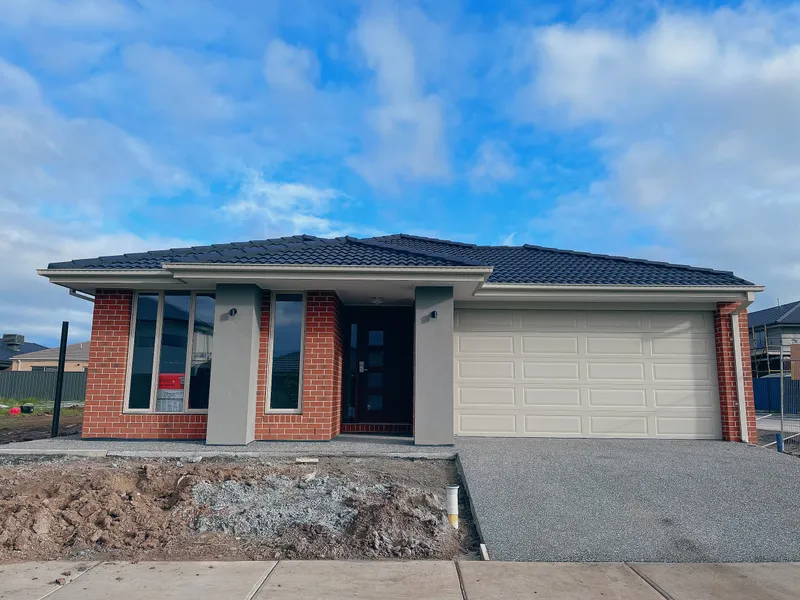 Luxurious Family Home!!