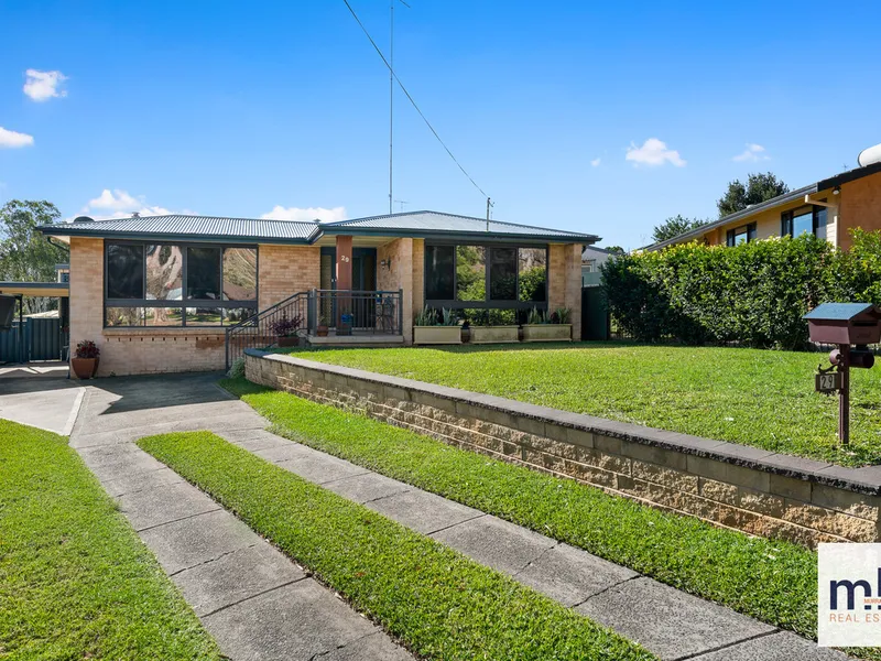 YOUR VERY OWN SLICE OF COUNTRY PARADISE!