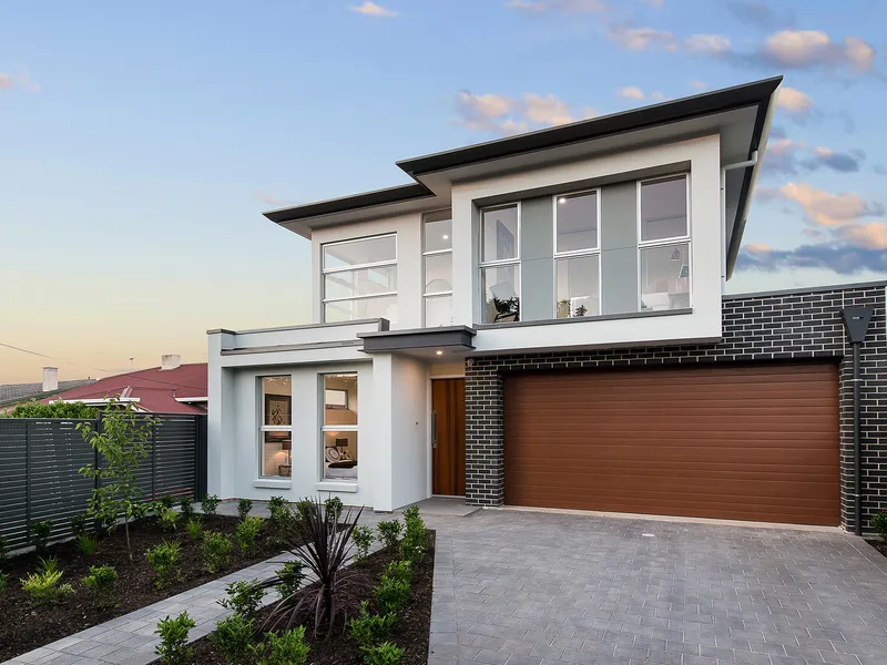 Stunning residence in prime location!