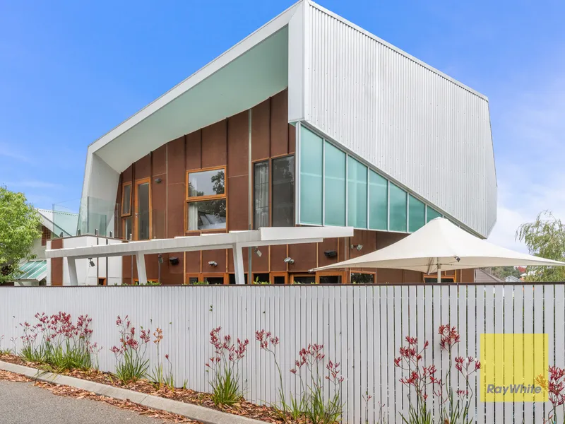 Iconic Architecture, Prized Location | All Offers presented