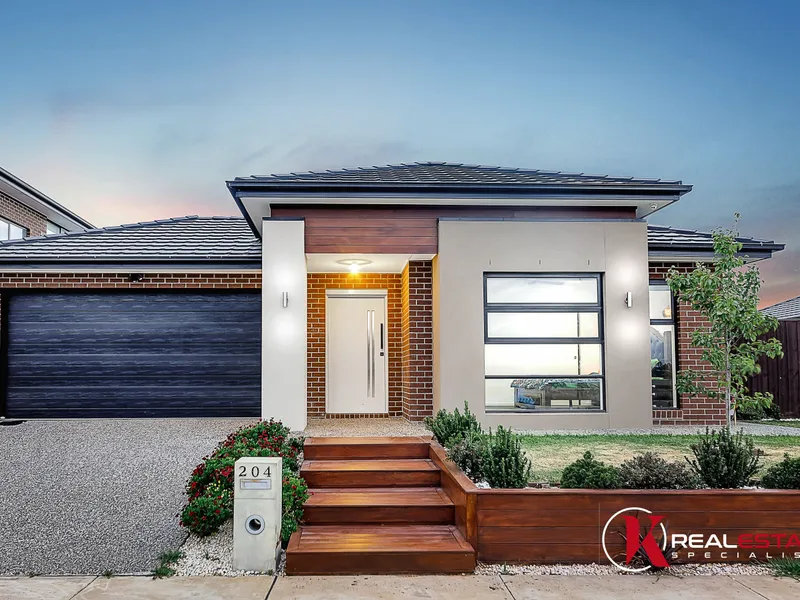Carlisle Built Your future dream home! With Quality & Location sitting on 505m2 land