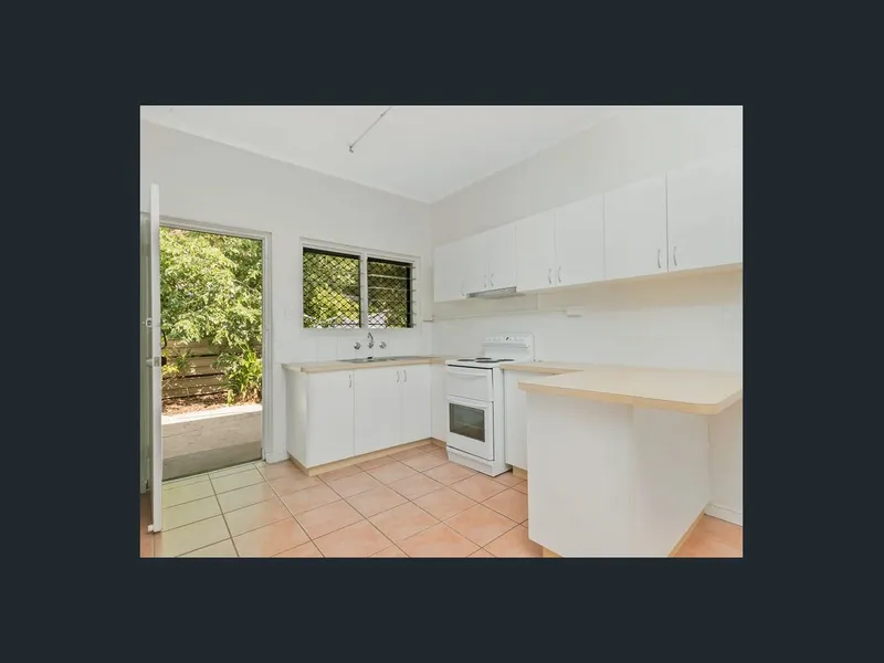 Charming, unfurnished Unit with Outdoor Living in Rapid Creek
