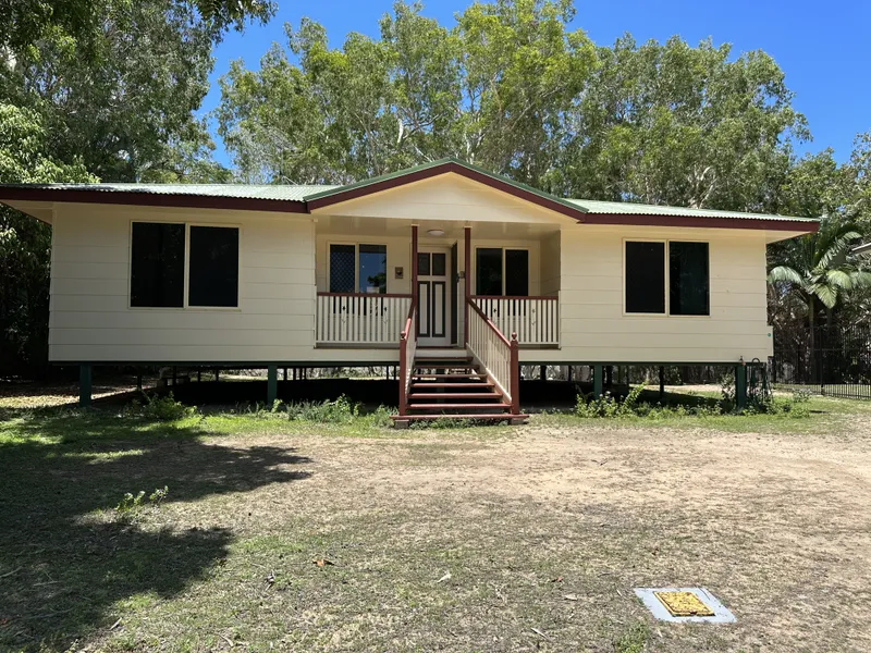 Neat spacious home ideal for the nature lover