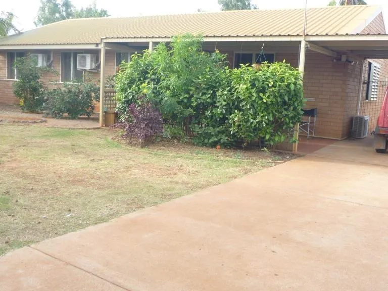 Fabulous Family Home with a Pool - 4x1