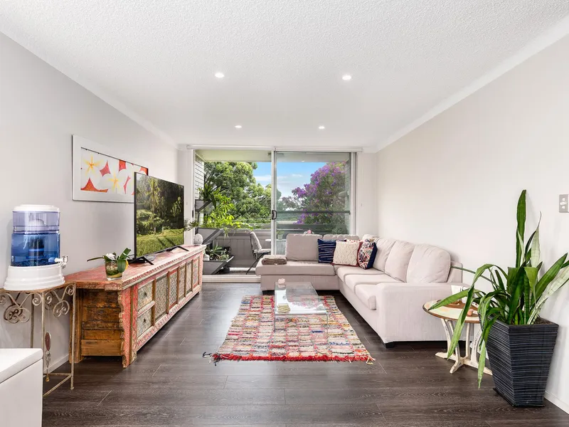 Elevated North East First Floor Three Bed Apartment