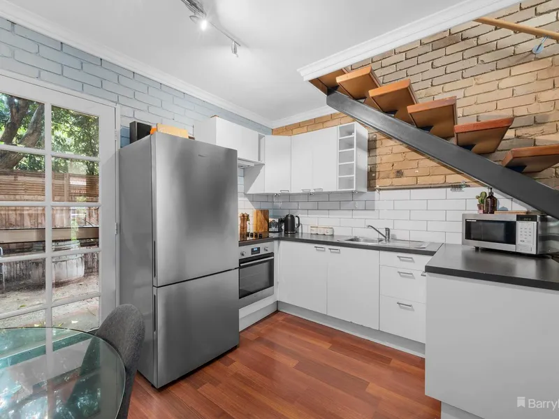 Beautiful 1-Bedder in Beloved Box Hill