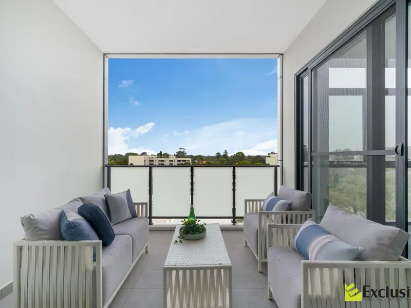 OVERSIZED 2 BEDROOM APARTMENT!