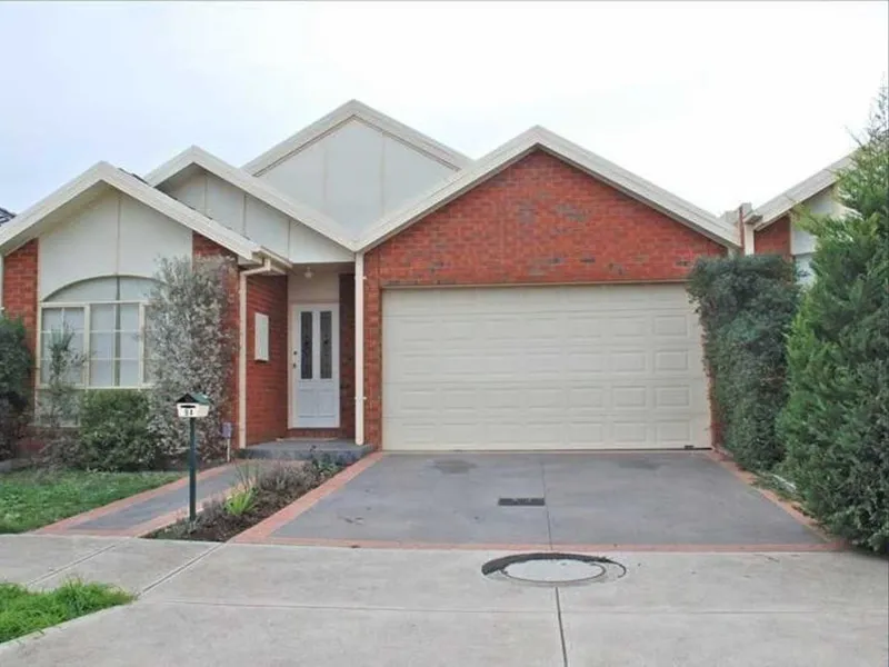 Heart of Taylors Lakes