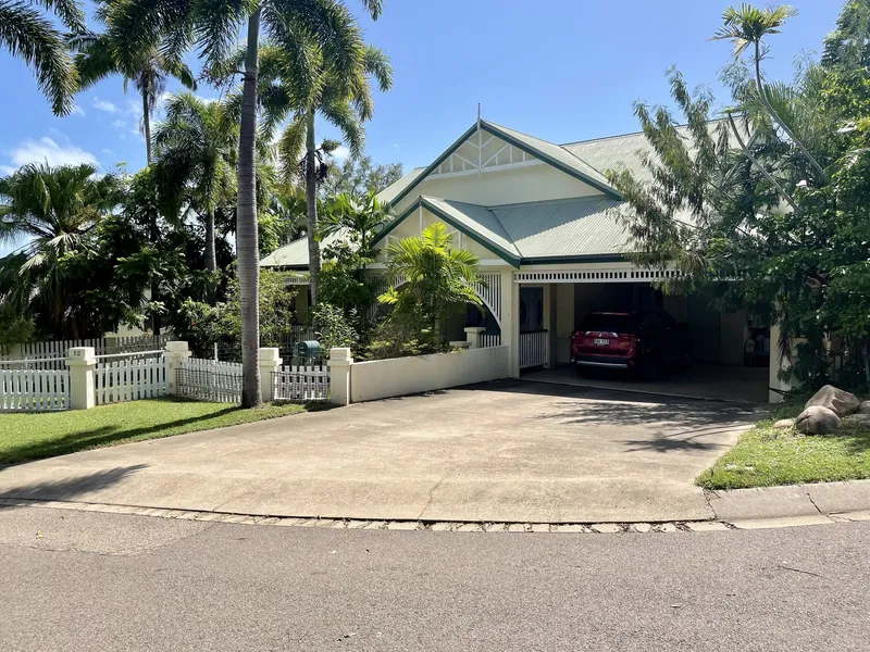 Furnished Home - Dress Circle Hillside Location!