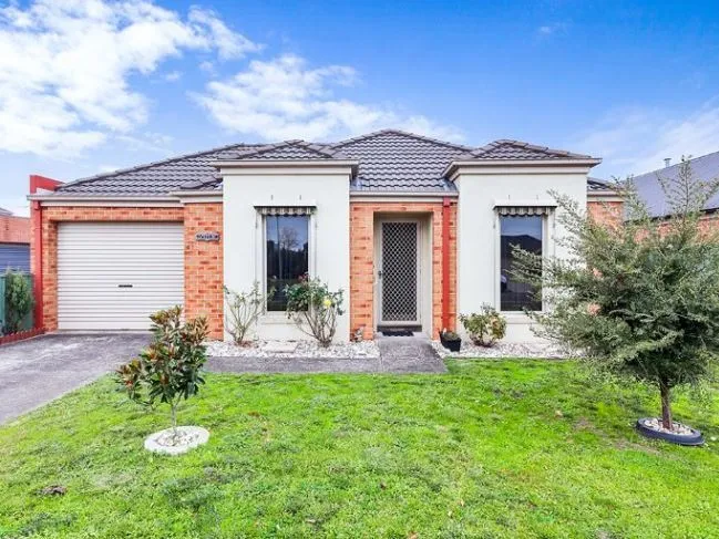 Low Maintenance Home In Lake Gardens