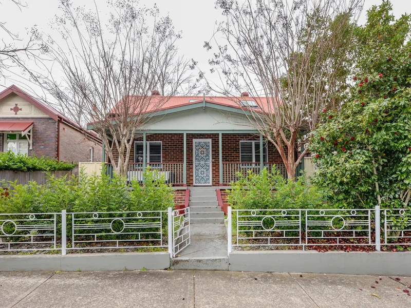 Freestanding family home on a generous block