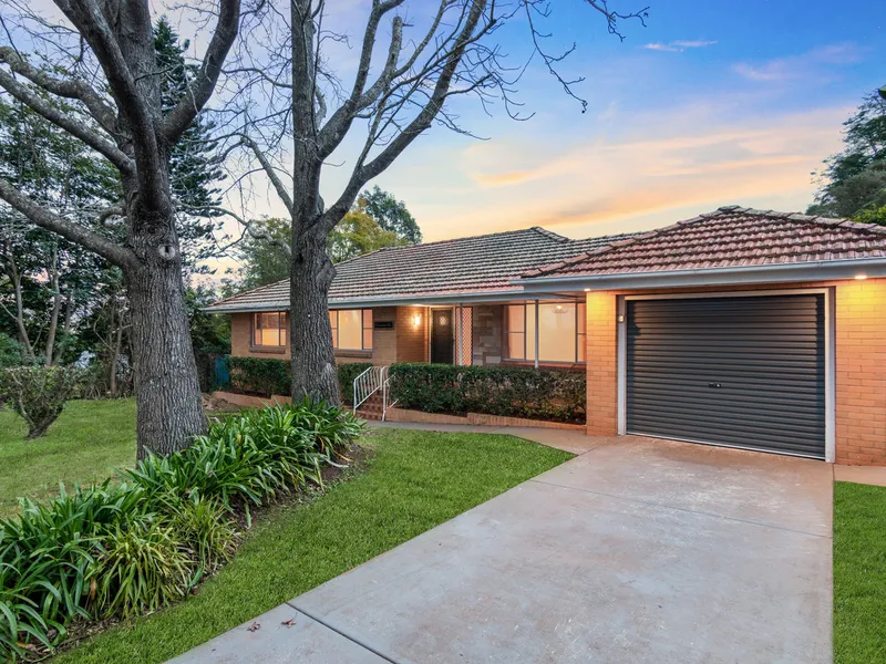 Huge shed, lovely family home!
