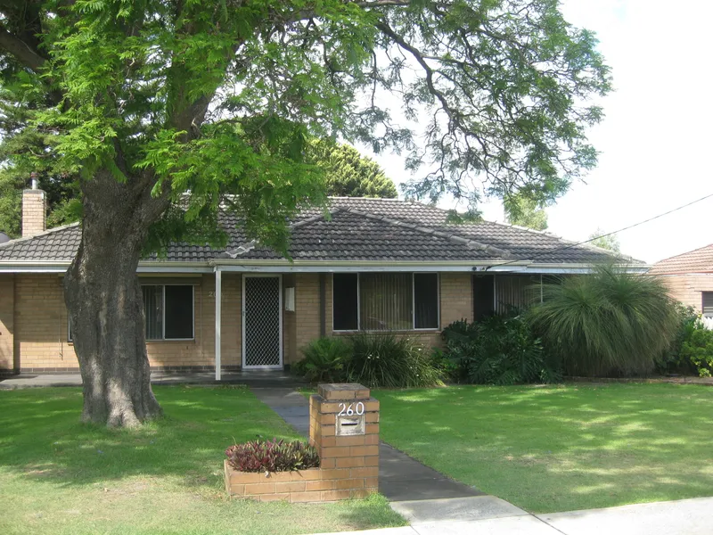 CONVENIENTLY LOCATED TO GALLERIA