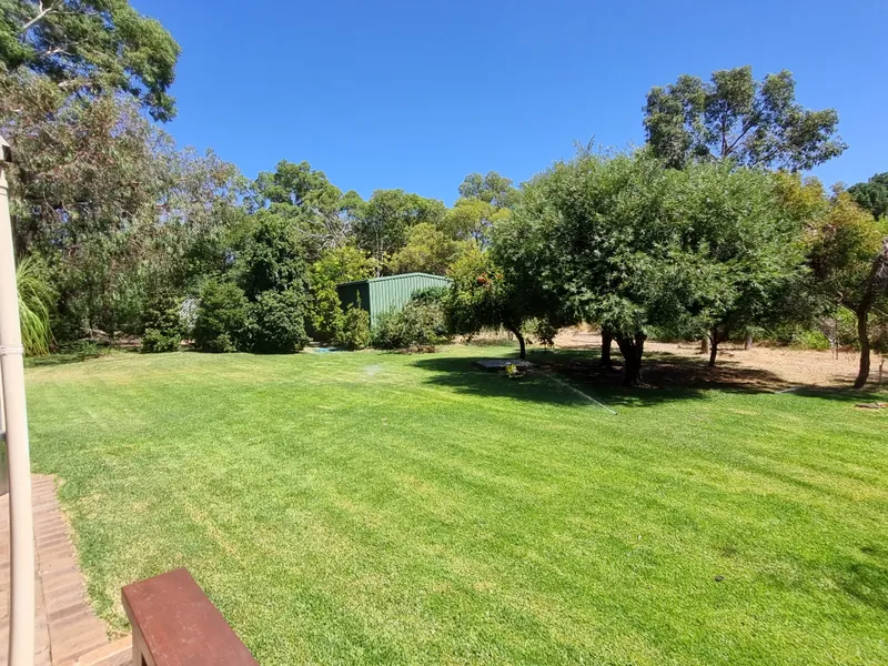 Gelorup – Fully Furnished and Equipped.