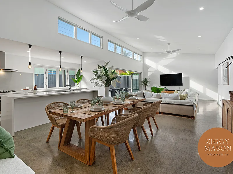 Contemporary and sophisticated - More than meets the eye!