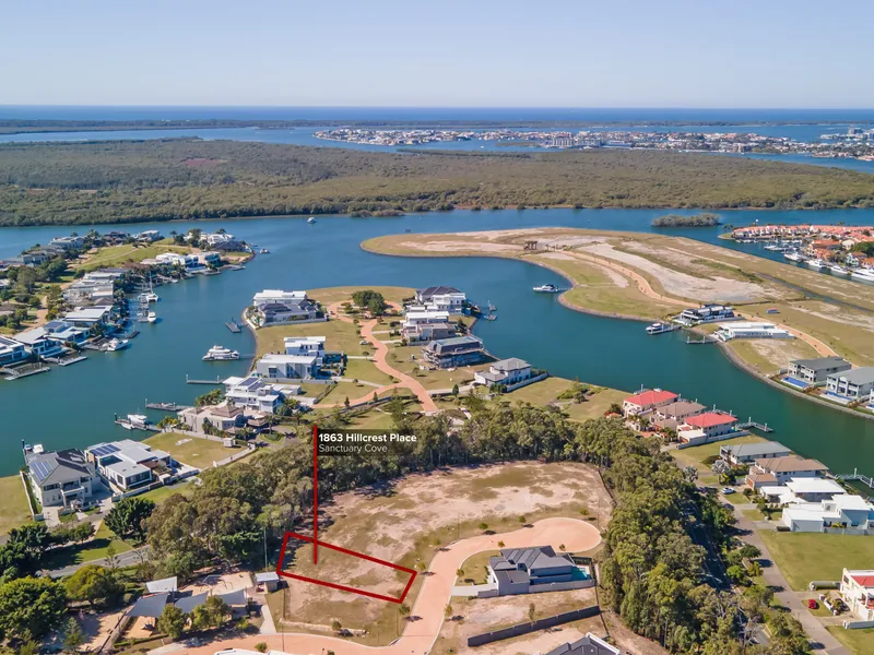 North Facing Sanctuary Cove Parkside Living is Perfect for Families