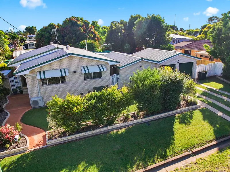 GREAT FAMILY HOME OR EXCELLENT ADDITION TO YOUR INVESTMENT PORTFOLIO