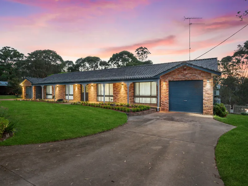 Rural Lifestyle With Modern Day Convenience - Over 5 Acres