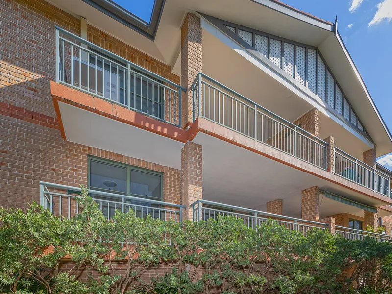 ABSOLUT PRIVACY WITH BUSHLAND OUTLOOK