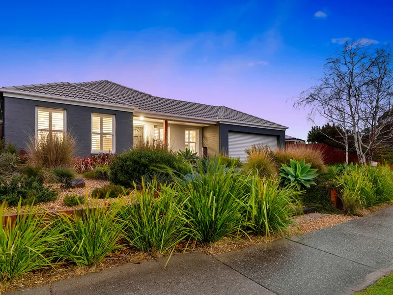 Splash Into the Ultimate Alfresco Lifestyle!