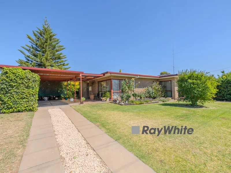 Well appointed home in well regarded street!