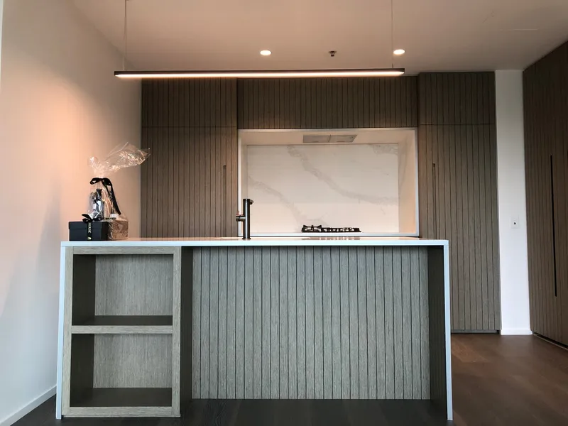 Beautiful location & river view apartment in Parkhouse: Be the first one move into this 3 beds 2 bath 2 carpark apartment in a prime location