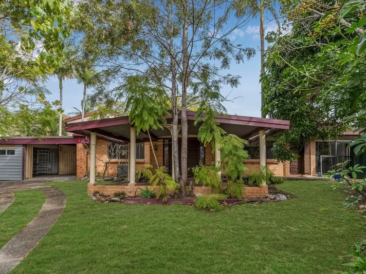 Prime Location in Sought-After Southport