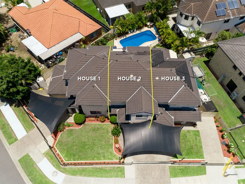 Boutique 3 town house complex – buy all, or one