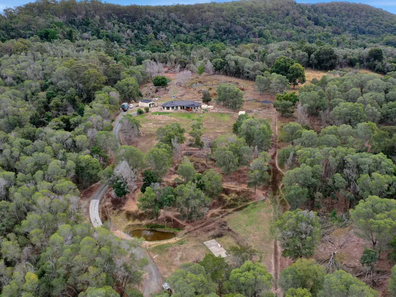 MAGICAL MOUNT FRENCH PROPERTY ON A SECLUDED 16.01HA - OFF THE GRID!