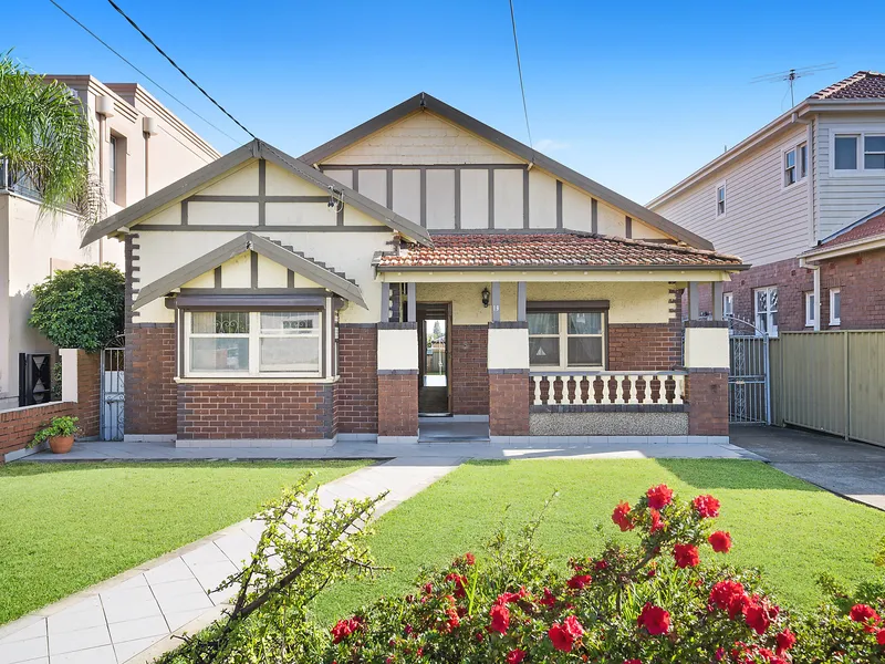 Incredible potential on north facing 841sqm block