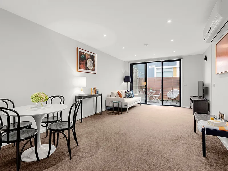 Online Auction | Impressive with Size, Unbeatable with Lifestyle