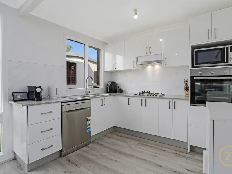 Beautifully renovated - Move straight in or invest 