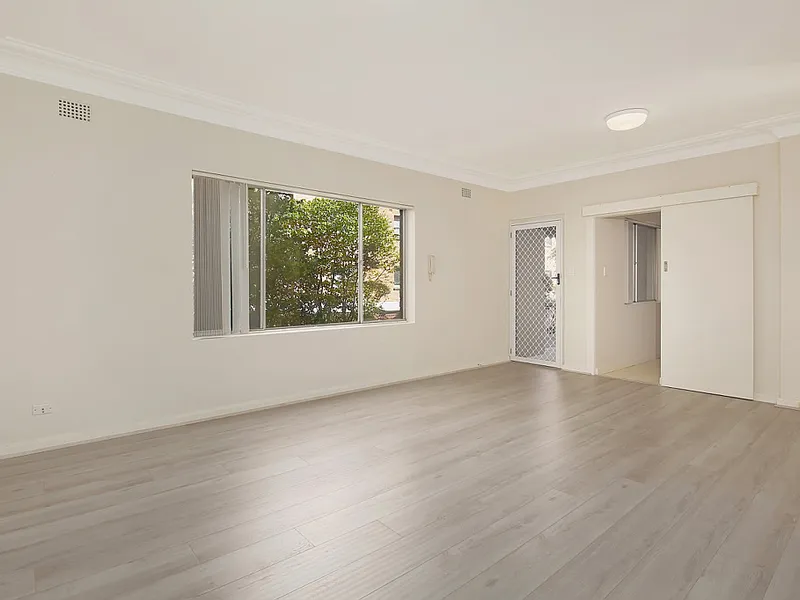 Ground floor unit in an ideal location
