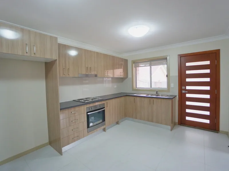Brand new spacious 2 Bedroom Granny flat located in cul de sac yet 10 mins walk to bus stop 5 mins drive to Cherrybrook station