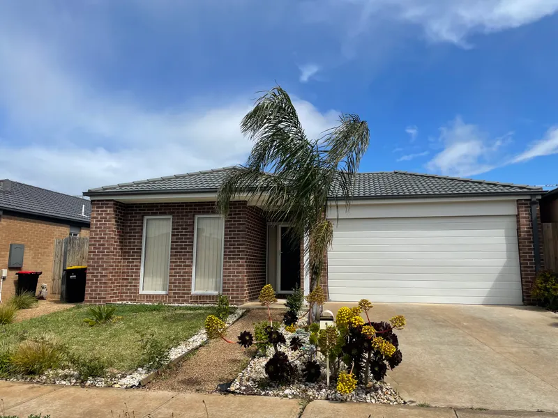 Family home in quiet part of Weir Views