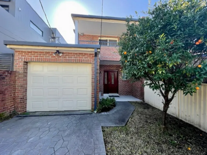Charming Four Bedroom Home In Hear Of Maroubra