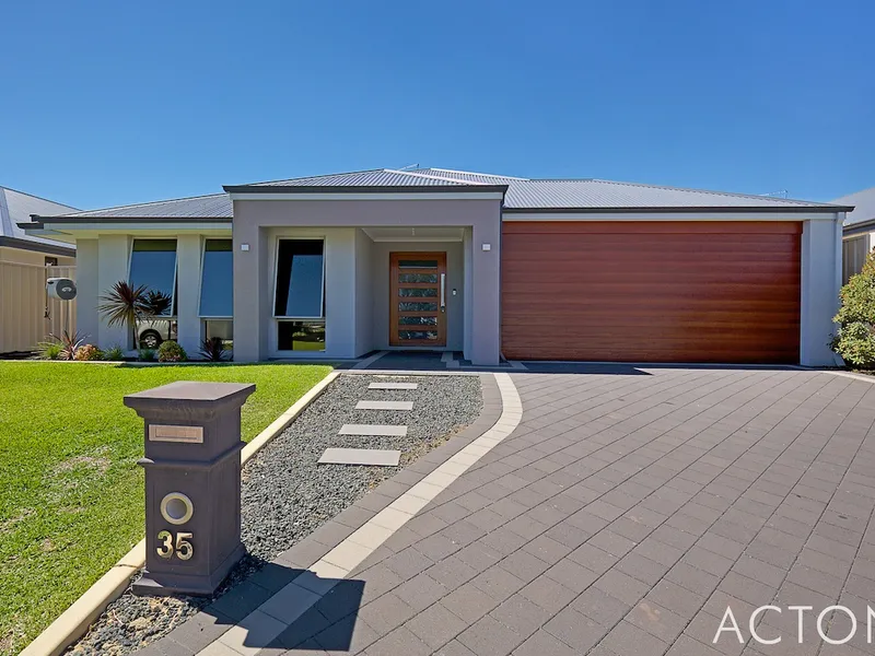 SPACIOUS, MODERN & WELL FINISHED!