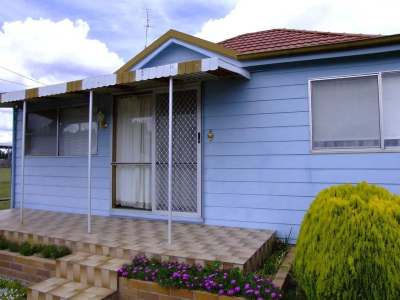 Family Home in Deepwater