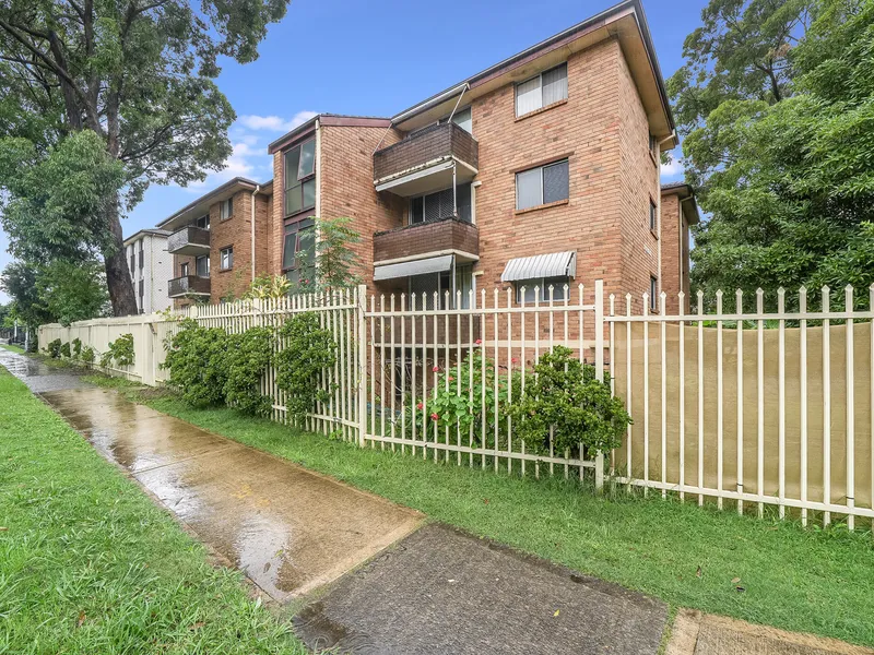 FANTASTIC LOCATION!!