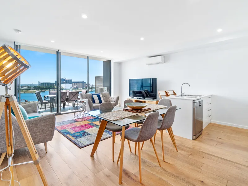 Penthouse Level offers Light, Space and Amazing Harbour Views